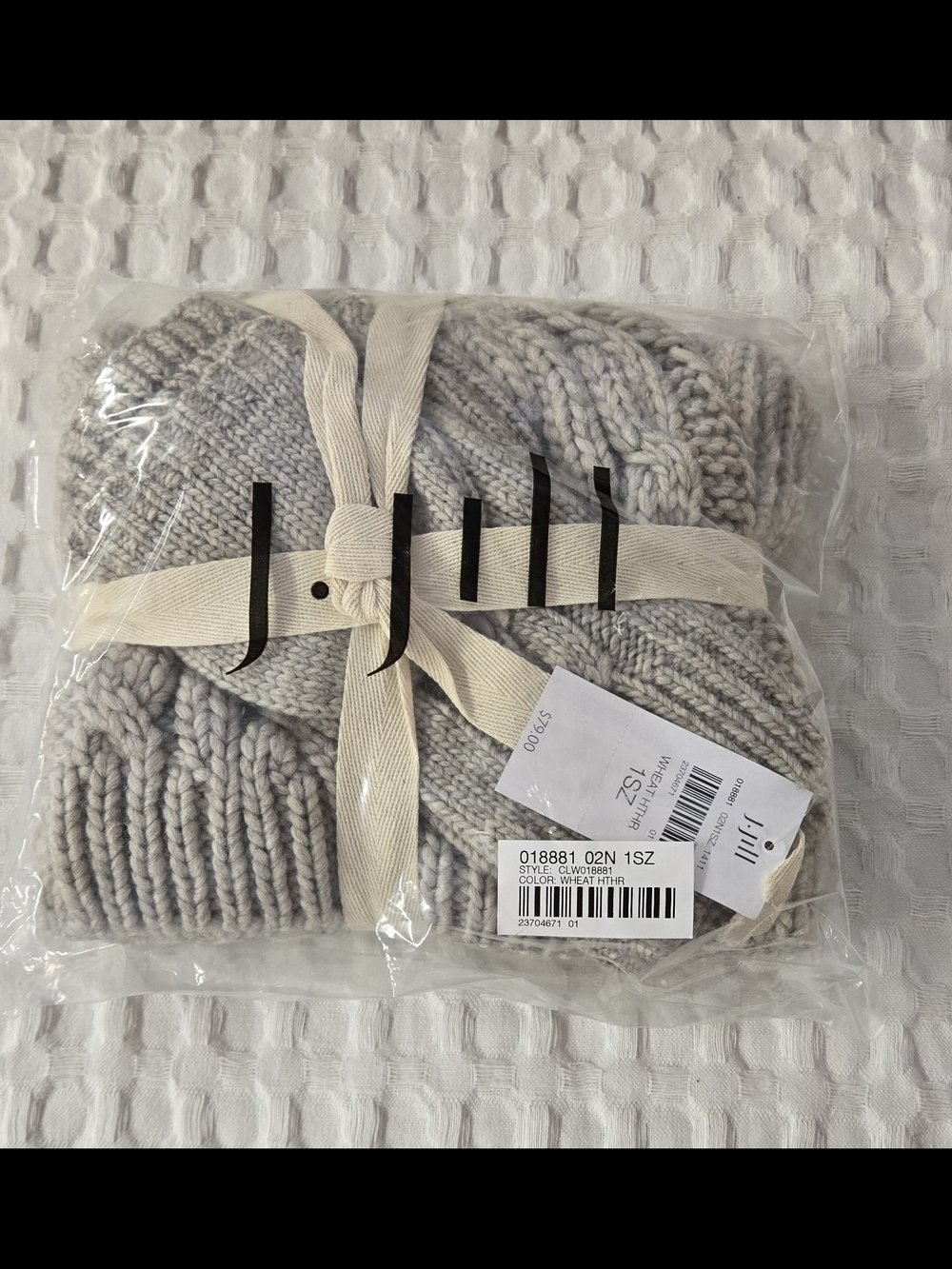 J. Jill 3pc Set Hat-Scarf-mittens. Color Is Wheat-Beige Wool Blend